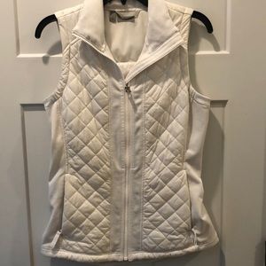 Athleta quilted workout vest